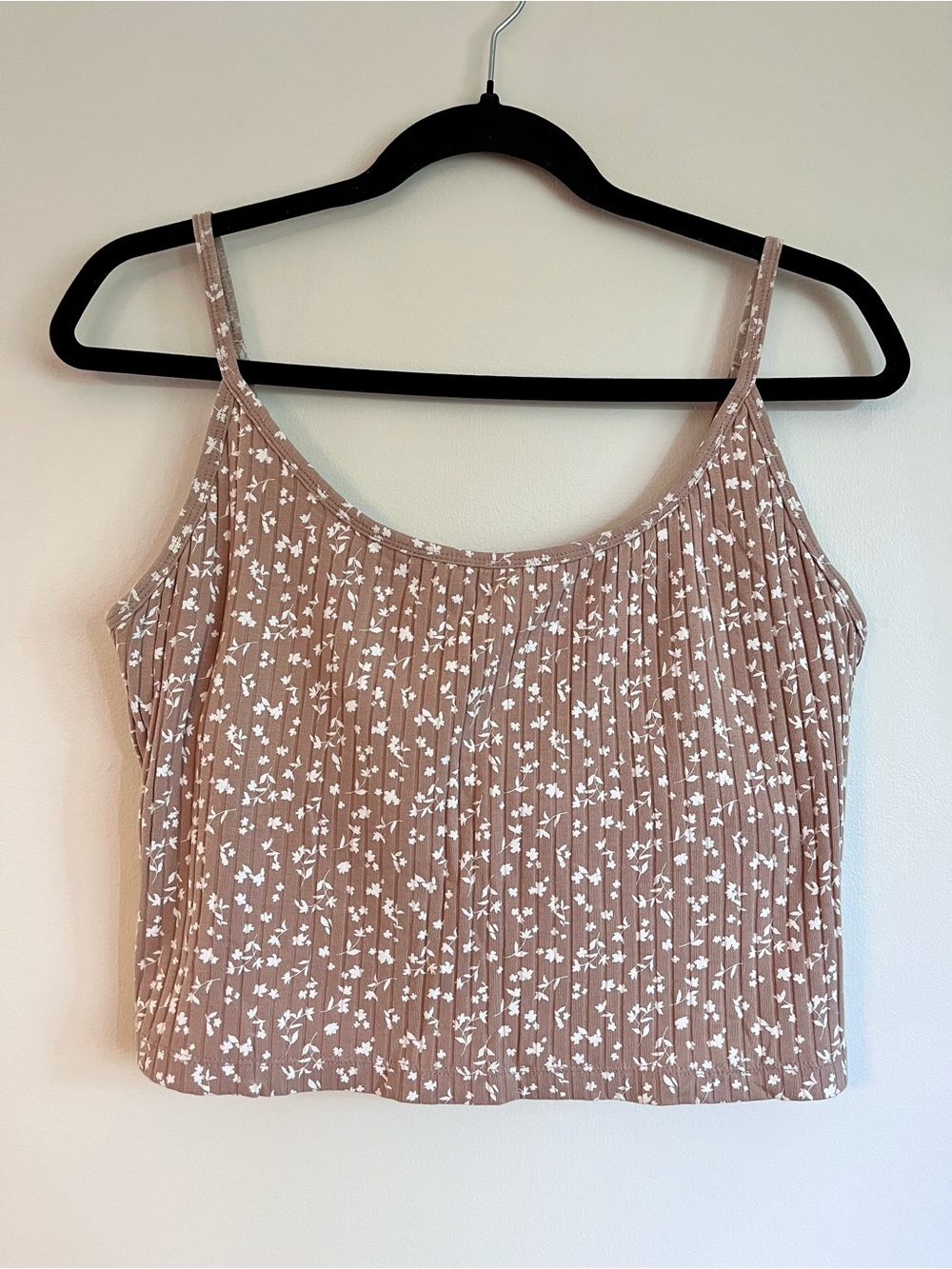 Old Navy Beige Floral Pleated Spaghetti-Strap Tank